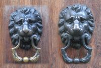 lion symbol architecture