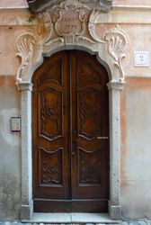 Porte Double , Orta