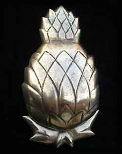 pineapple door knocker 