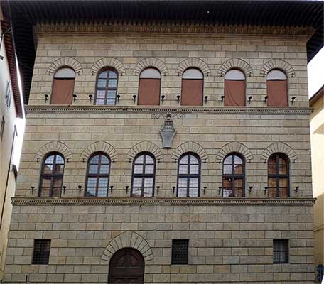  Palazzo Antinori (1465–1469)