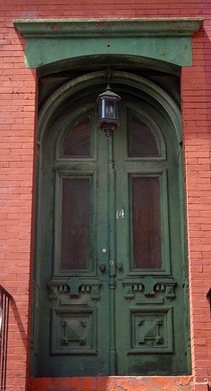  Porte à Brooklyn Heigths 