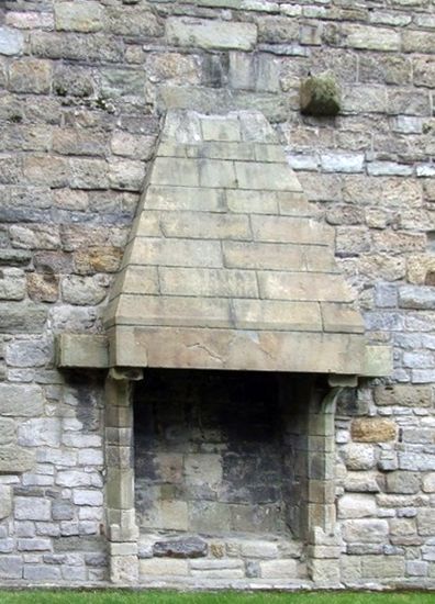 Cheminée Médiévale du Château de Caernefon