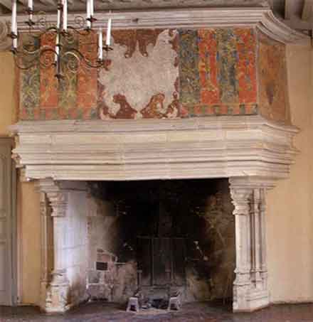 Romanzsque chimneypiece 