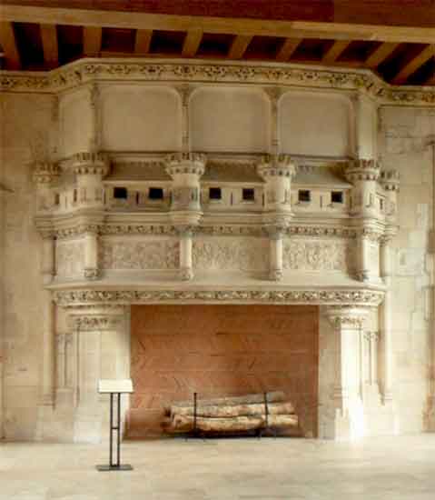 chimneypiece jacques coeur palace 15th c.