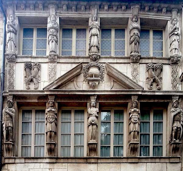 cariatides & atlantes maison sambin dijon